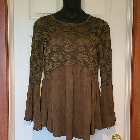 Tru Self. Boutique tunic top - Picture 1 of 7